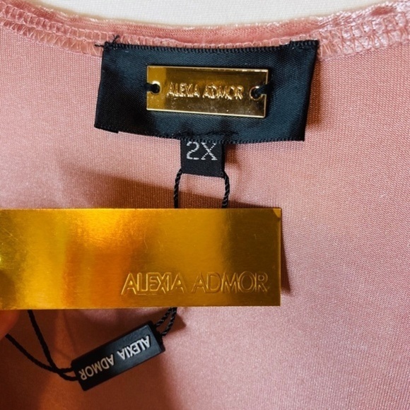 NWT Alexia Admor crushed velvet rose wrap dress 2X - Picture 8 of 10